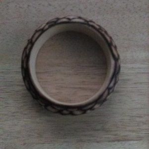 Vtg Burnt Wood Design Bangle